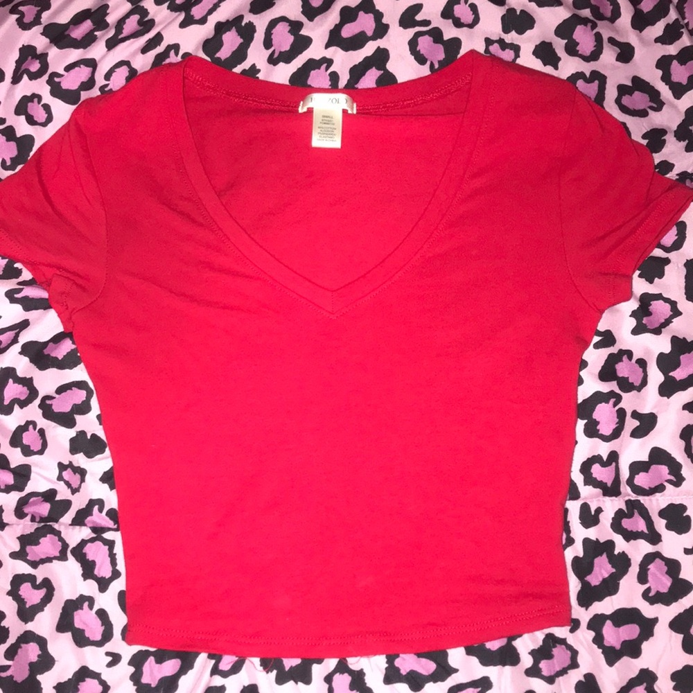 BOZZOLO RED BASIC V-NECK CROP TOP